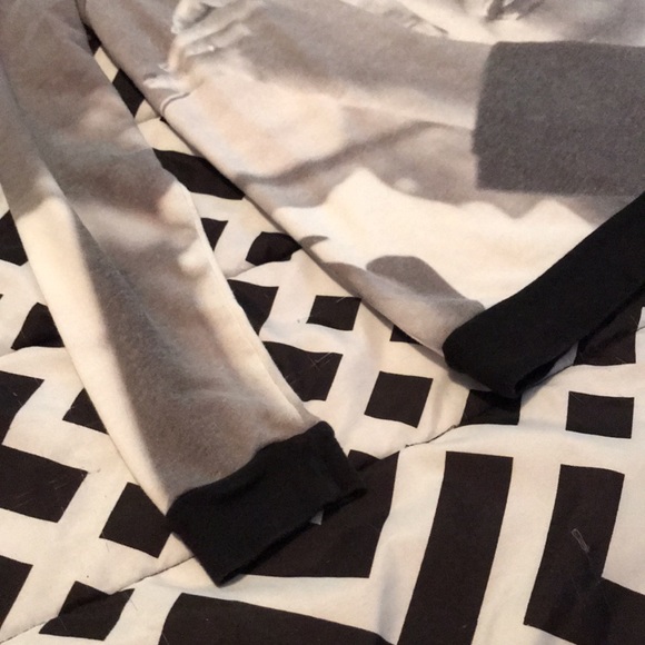 Marilyn Monroe Long Sleeve Shirt Size L - Picture 3 of 5